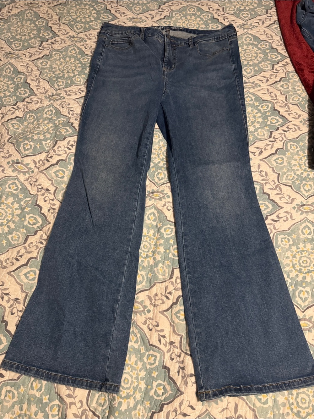 Torrid trio jeans- medium blue slim boot - limitless stretch - fits 16-20